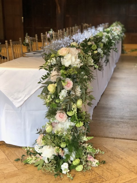 top table arrangement